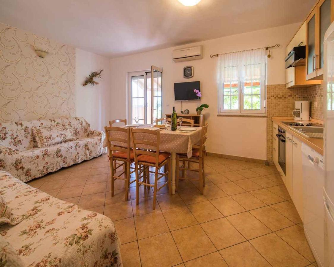Apartments In Vrbnik/Insel Krk 13597 Extérieur photo