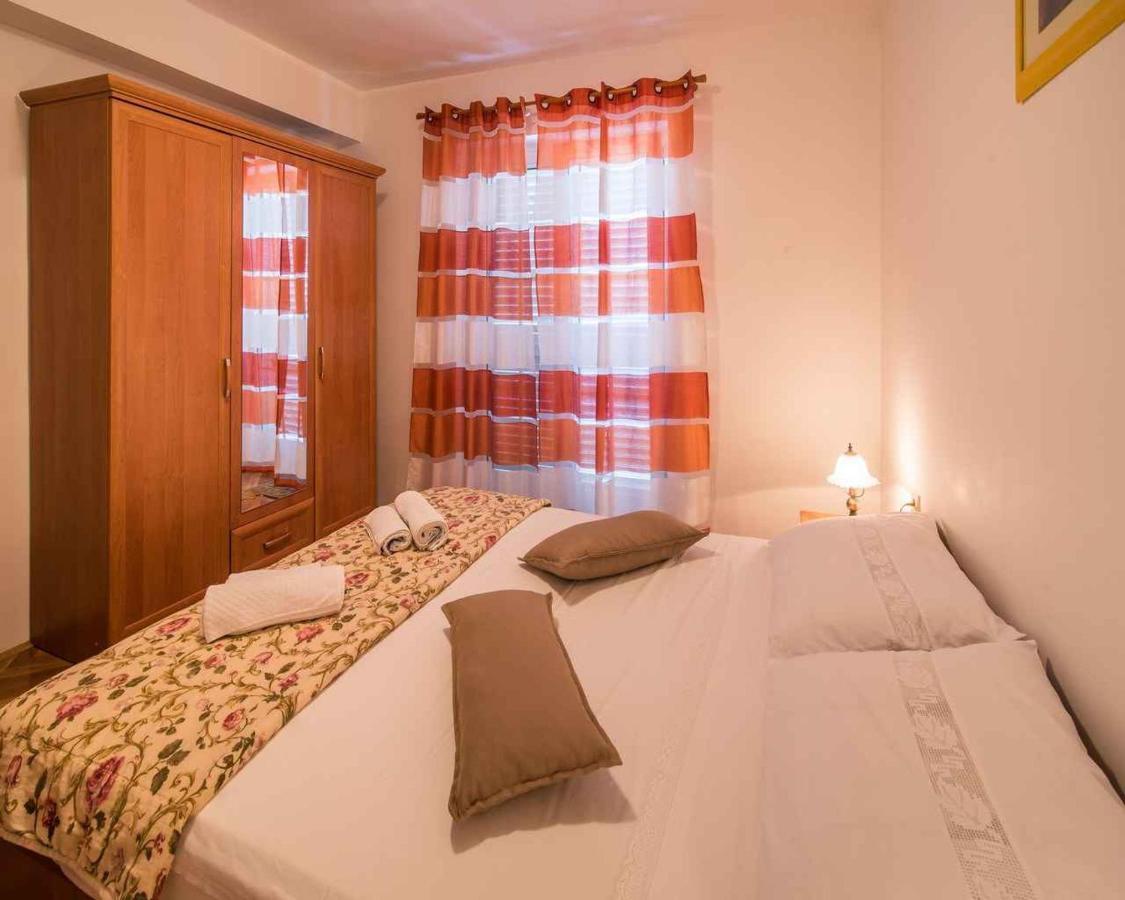 Apartments In Vrbnik/Insel Krk 13597 Extérieur photo