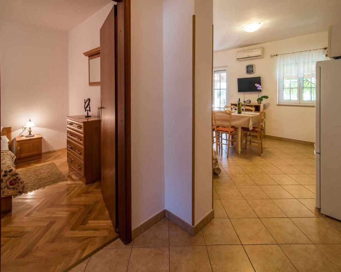 Apartments In Vrbnik/Insel Krk 13597 Extérieur photo