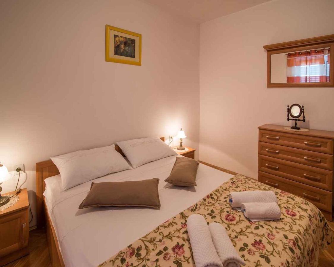 Apartments In Vrbnik/Insel Krk 13597 Extérieur photo