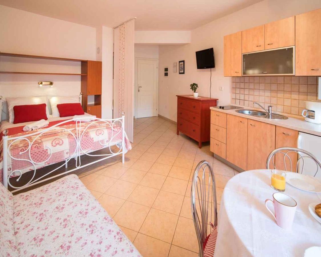 Apartments In Vrbnik/Insel Krk 13597 Extérieur photo