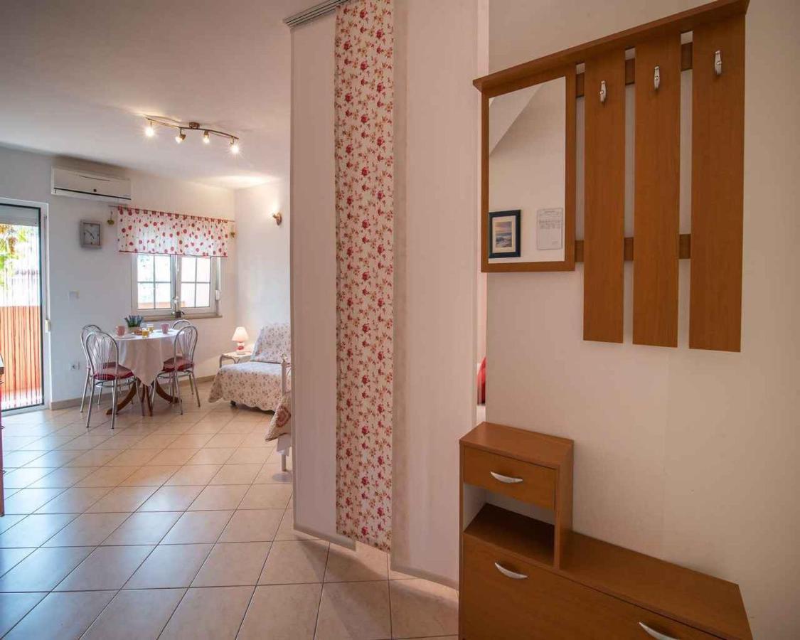 Apartments In Vrbnik/Insel Krk 13597 Extérieur photo