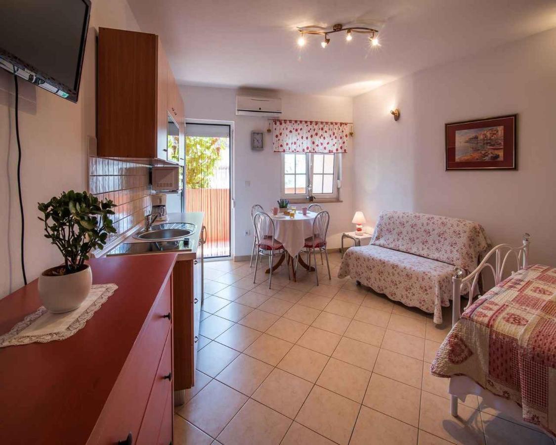 Apartments In Vrbnik/Insel Krk 13597 Extérieur photo