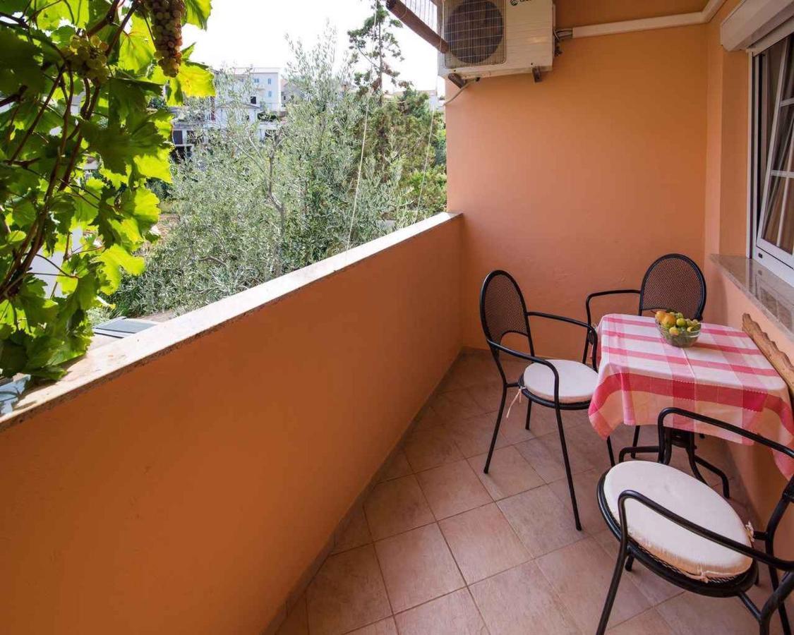 Apartments In Vrbnik/Insel Krk 13597 Extérieur photo
